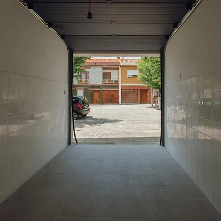Amazing With Terrace By Homing Holiday home *