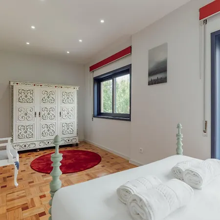 Amazing With Terrace By Homing Holiday home