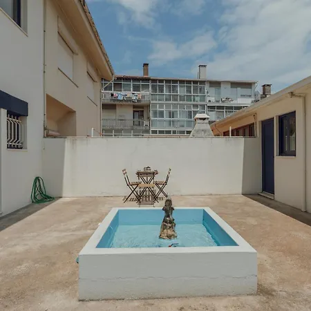 Holiday home Amazing With Terrace By Homing