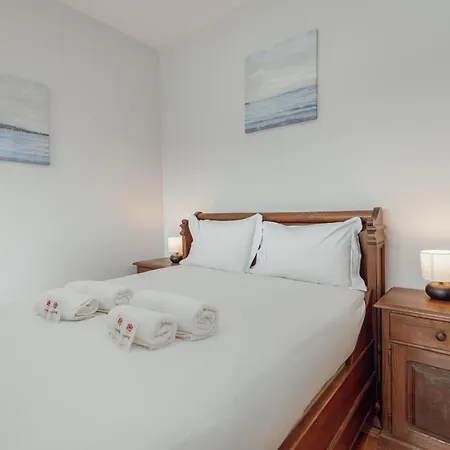 Holiday home Amazing With Terrace By Homing *